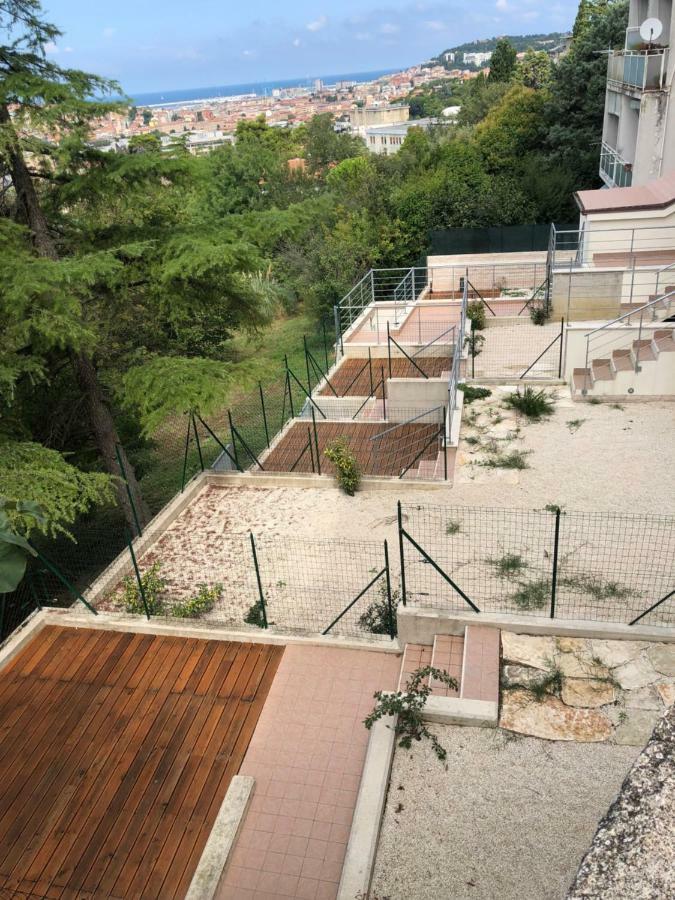 Il Parco Di Yuki Leilighet Ancona Eksteriør bilde